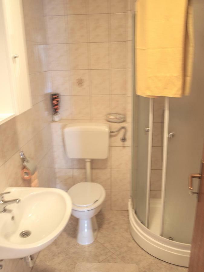 Apartment Pletikosic Kaštela Eksteriør billede